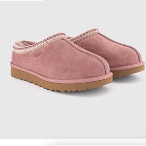 UGG Women
Tasman II Slippers
Pink Dawn size 8 gently used